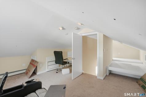 70 Leslie Court Bristol CT 06010