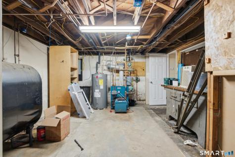 70 Leslie Court Bristol CT 06010