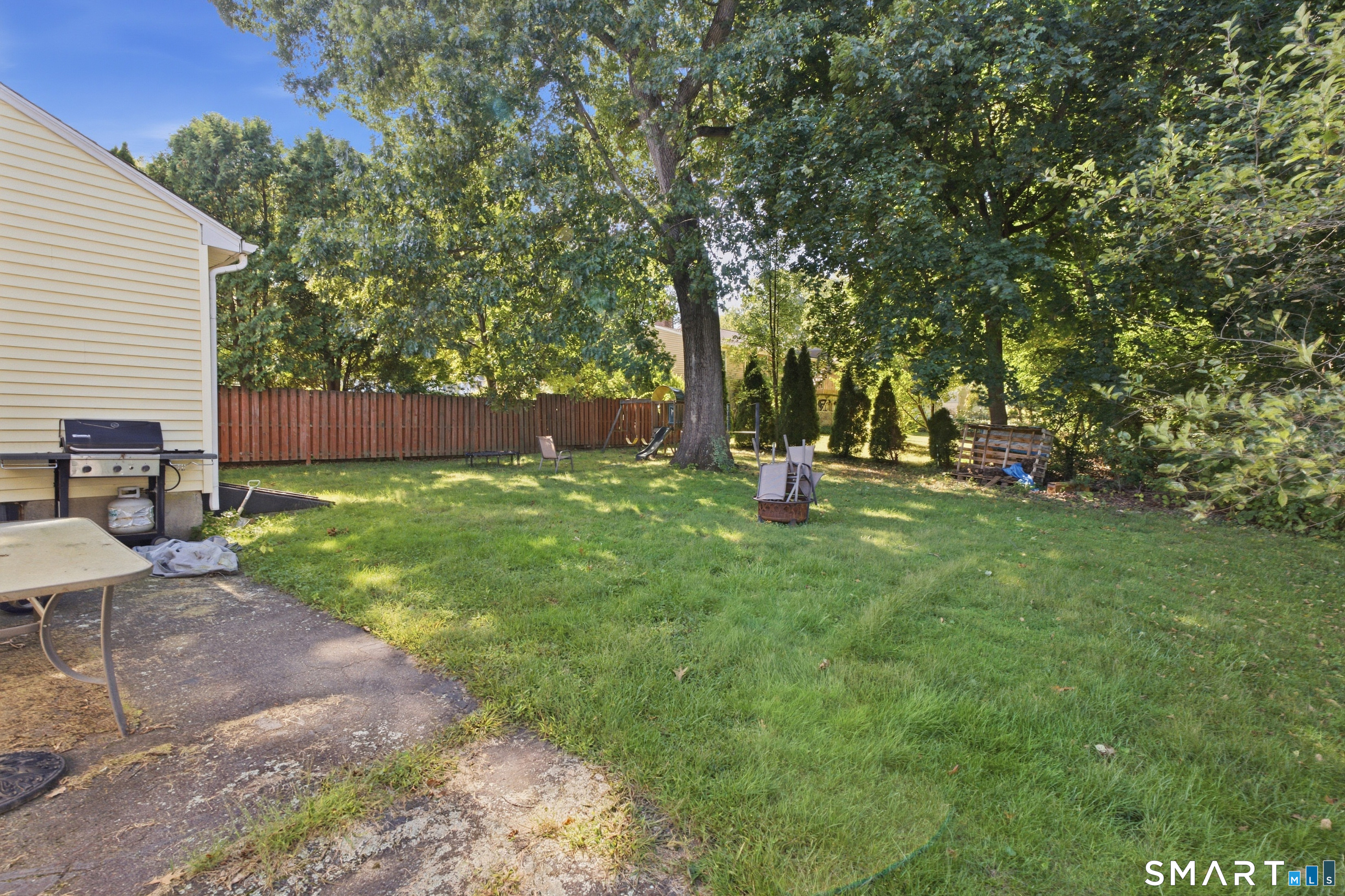 70 Leslie Court Bristol CT 06010