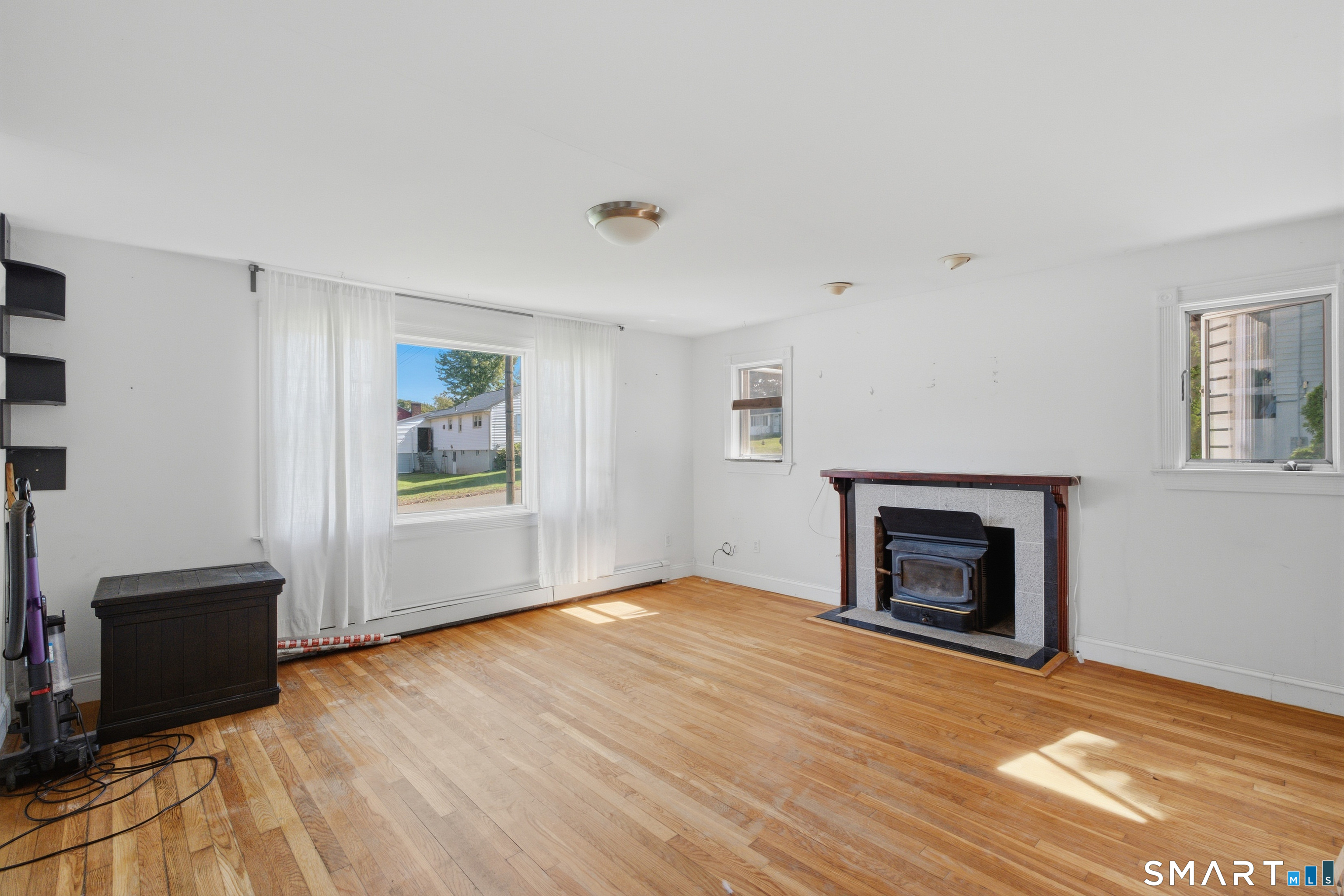 70 Leslie Court Bristol CT 06010