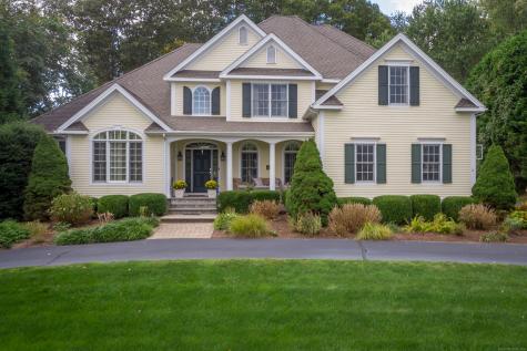 2 Village Lane Old Lyme CT 06371