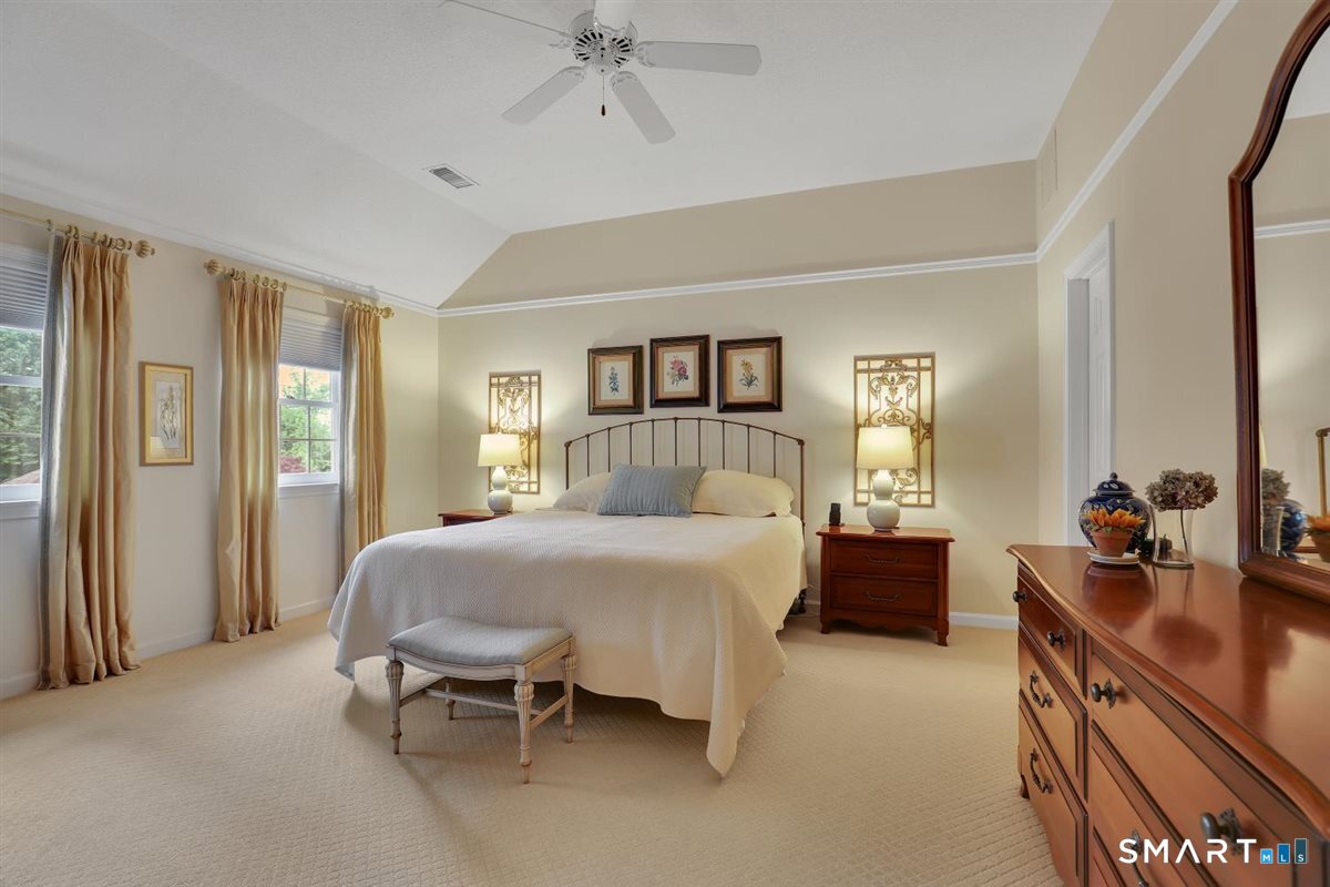 11 Dunne Wood Court Farmington CT 06085