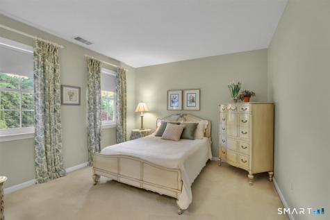 11 Dunne Wood Court Farmington CT 06085