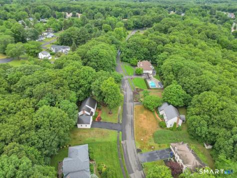 11 Dunne Wood Court Farmington CT 06085