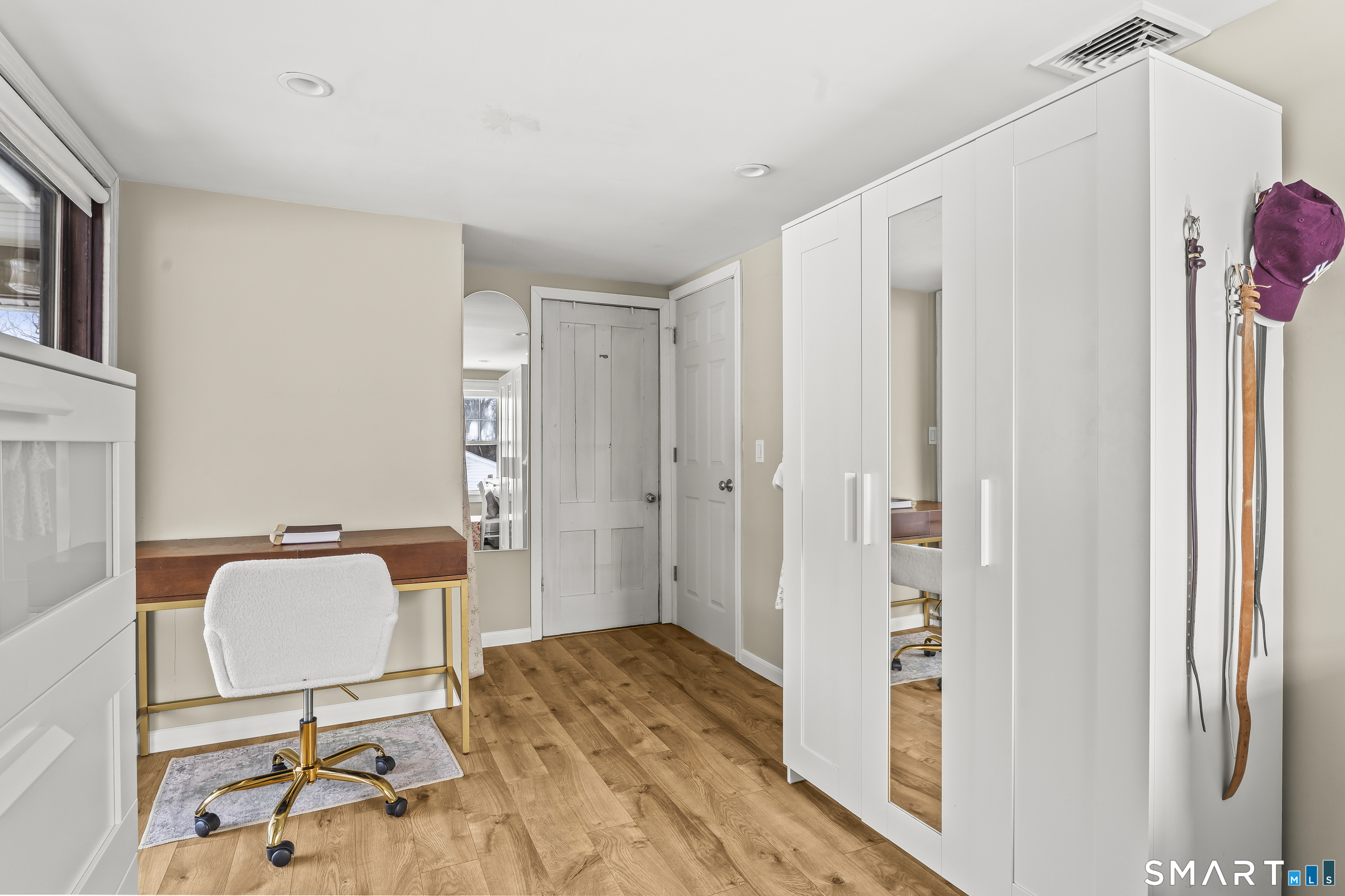 354 Maple Avenue Bristol CT 06010