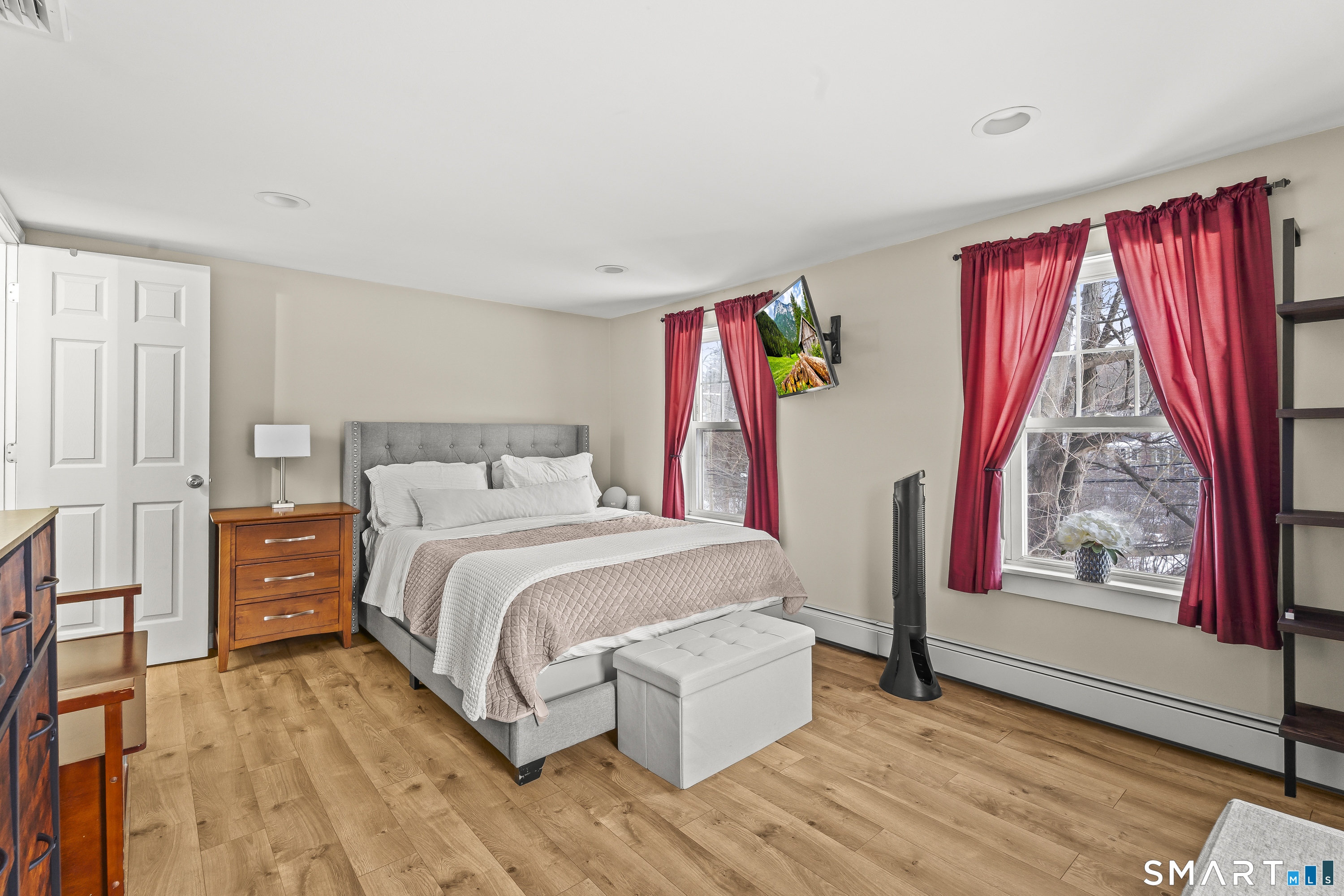 354 Maple Avenue Bristol CT 06010