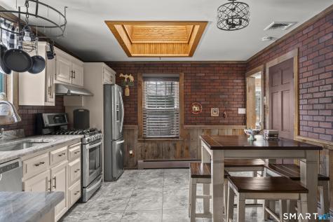 354 Maple Avenue Bristol CT 06010