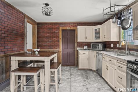 354 Maple Avenue Bristol CT 06010