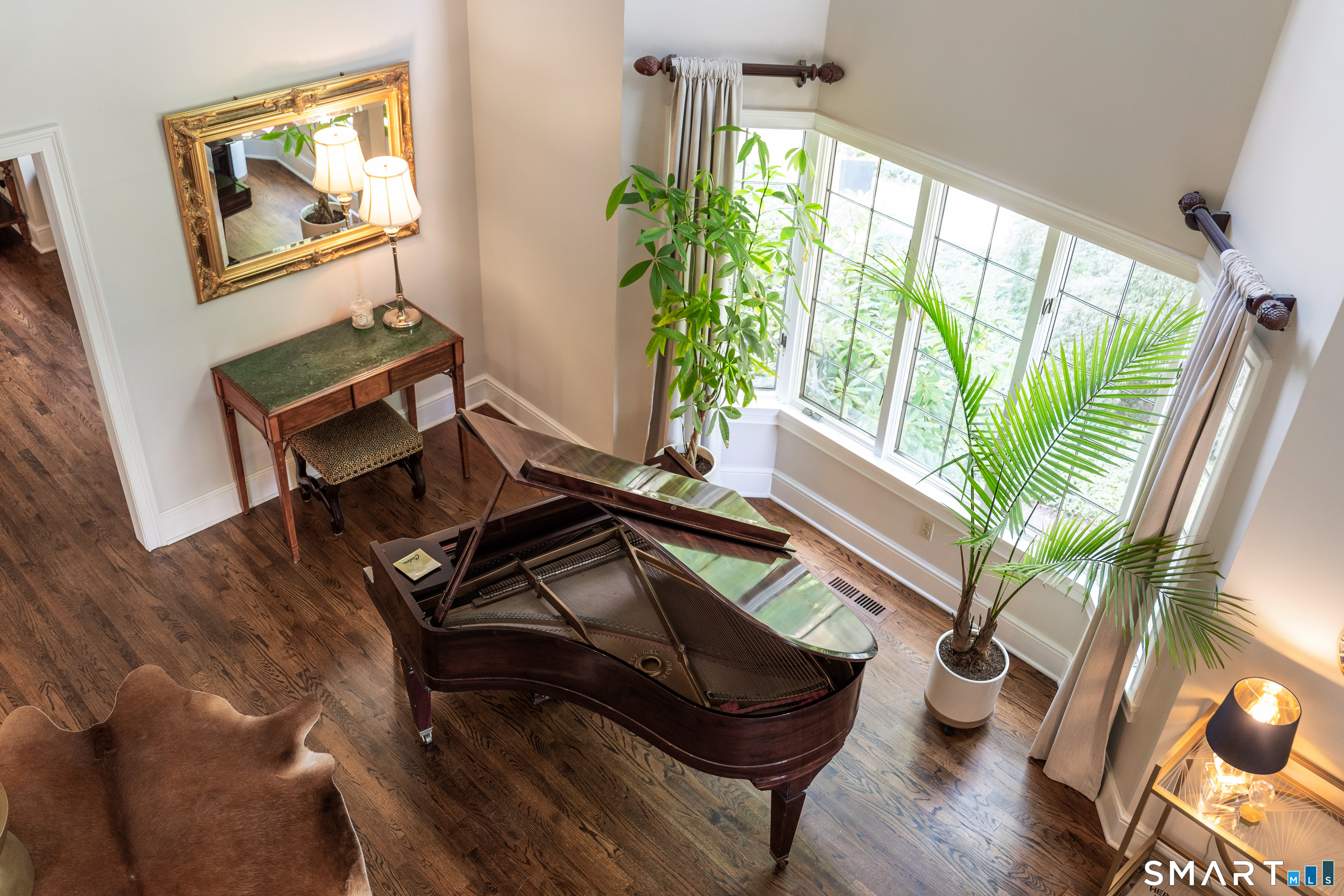56 Long Lots Road New Canaan CT 06840