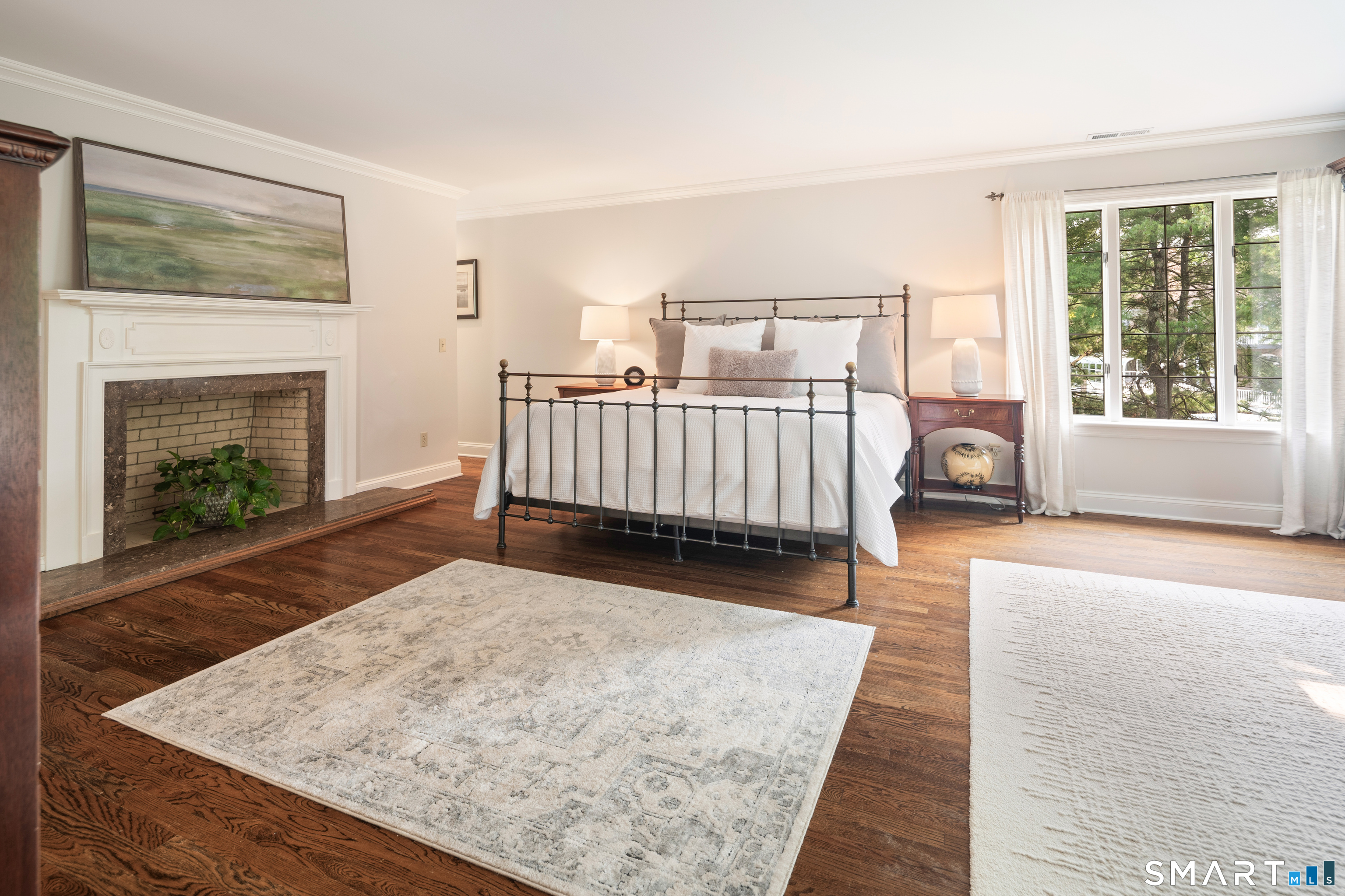 56 Long Lots Road New Canaan CT 06840