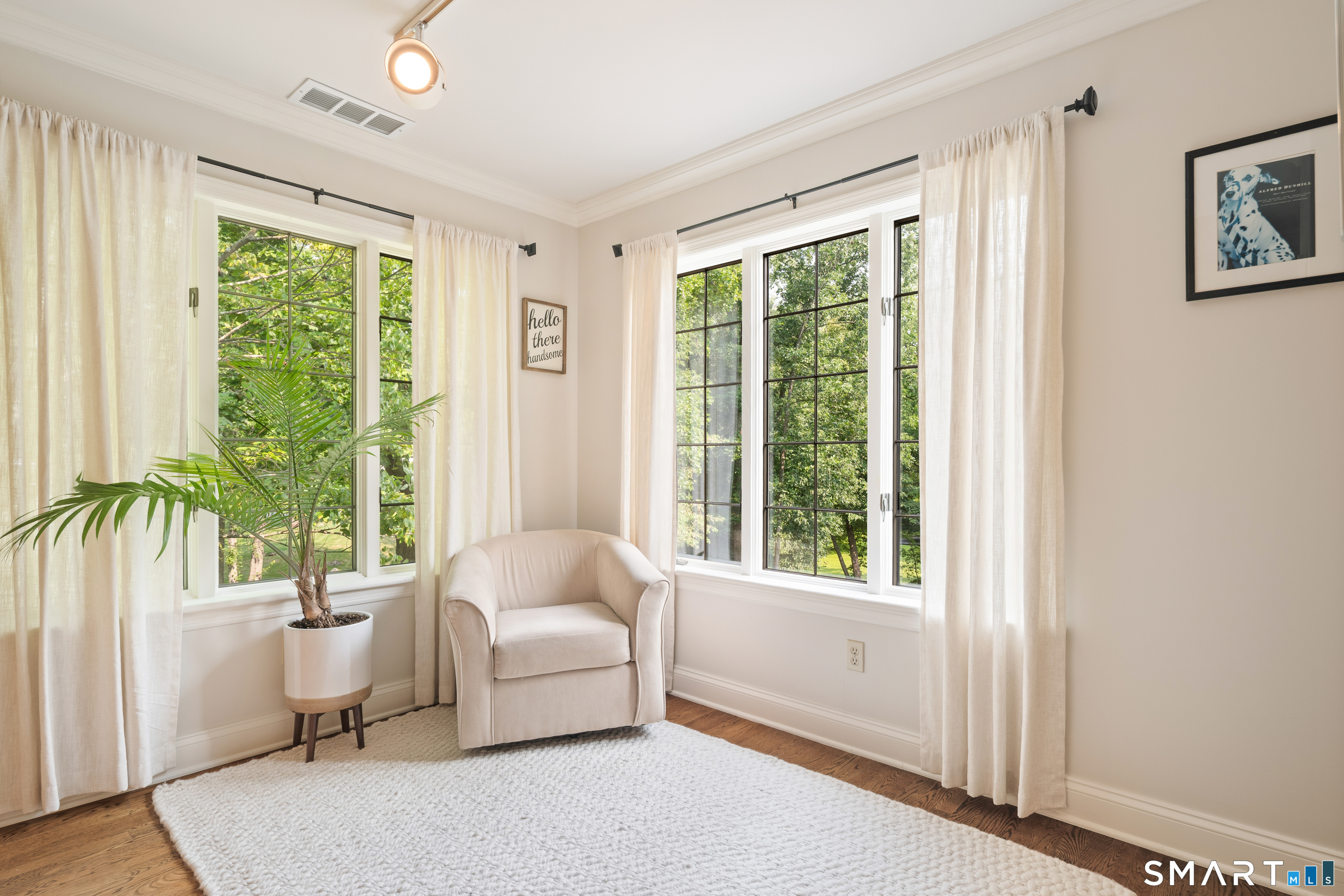56 Long Lots Road New Canaan CT 06840
