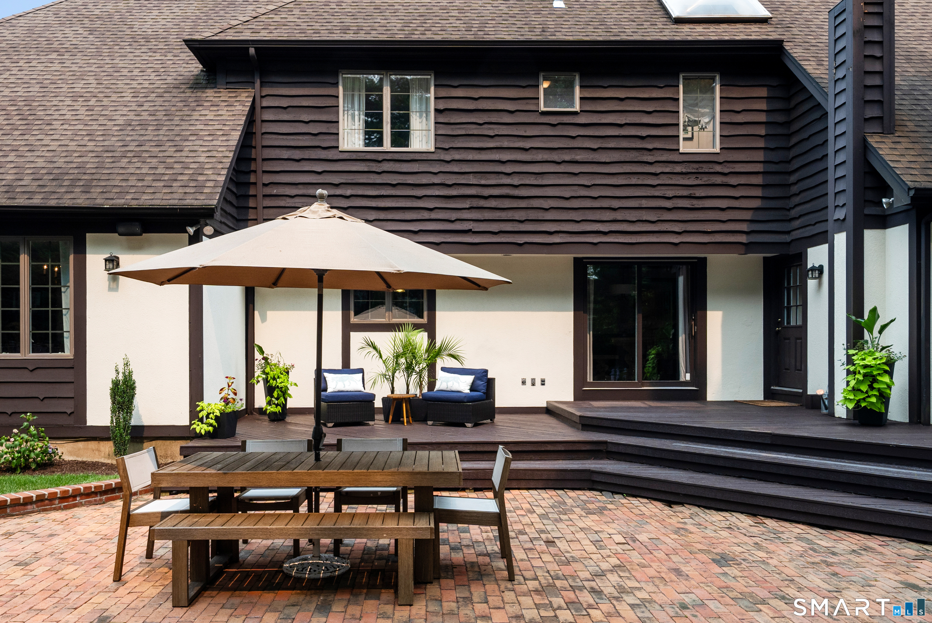 56 Long Lots Road New Canaan CT 06840