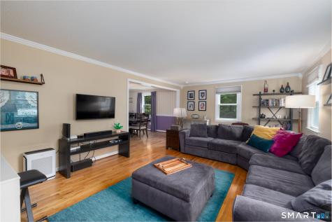 14 Crosswood Road Farmington CT 06032