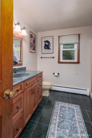 14 Crosswood Road Farmington CT 06032