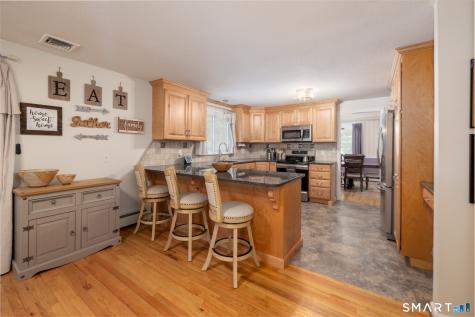14 Crosswood Road Farmington CT 06032