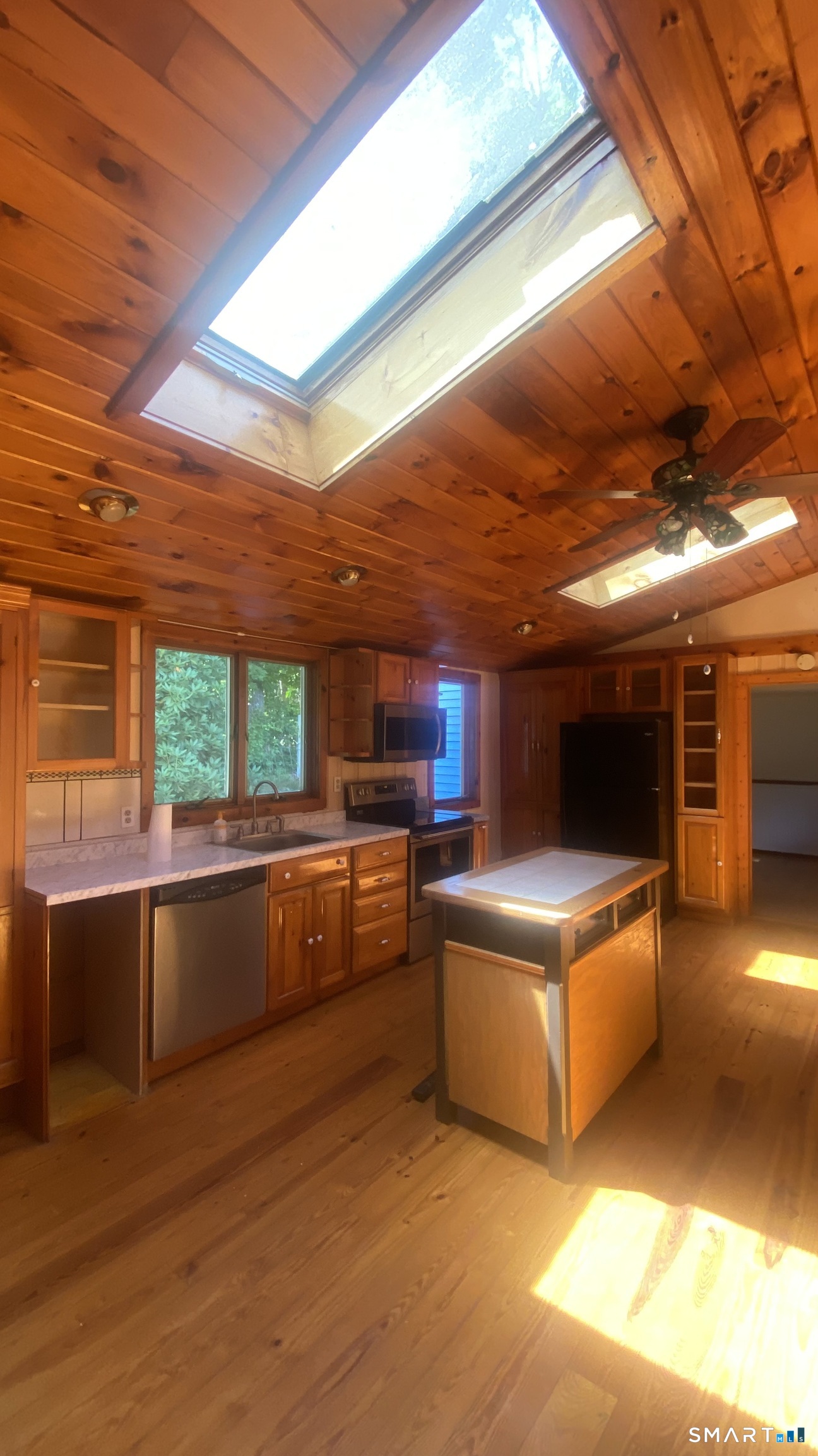 12 Gracey Road Canton CT 06019