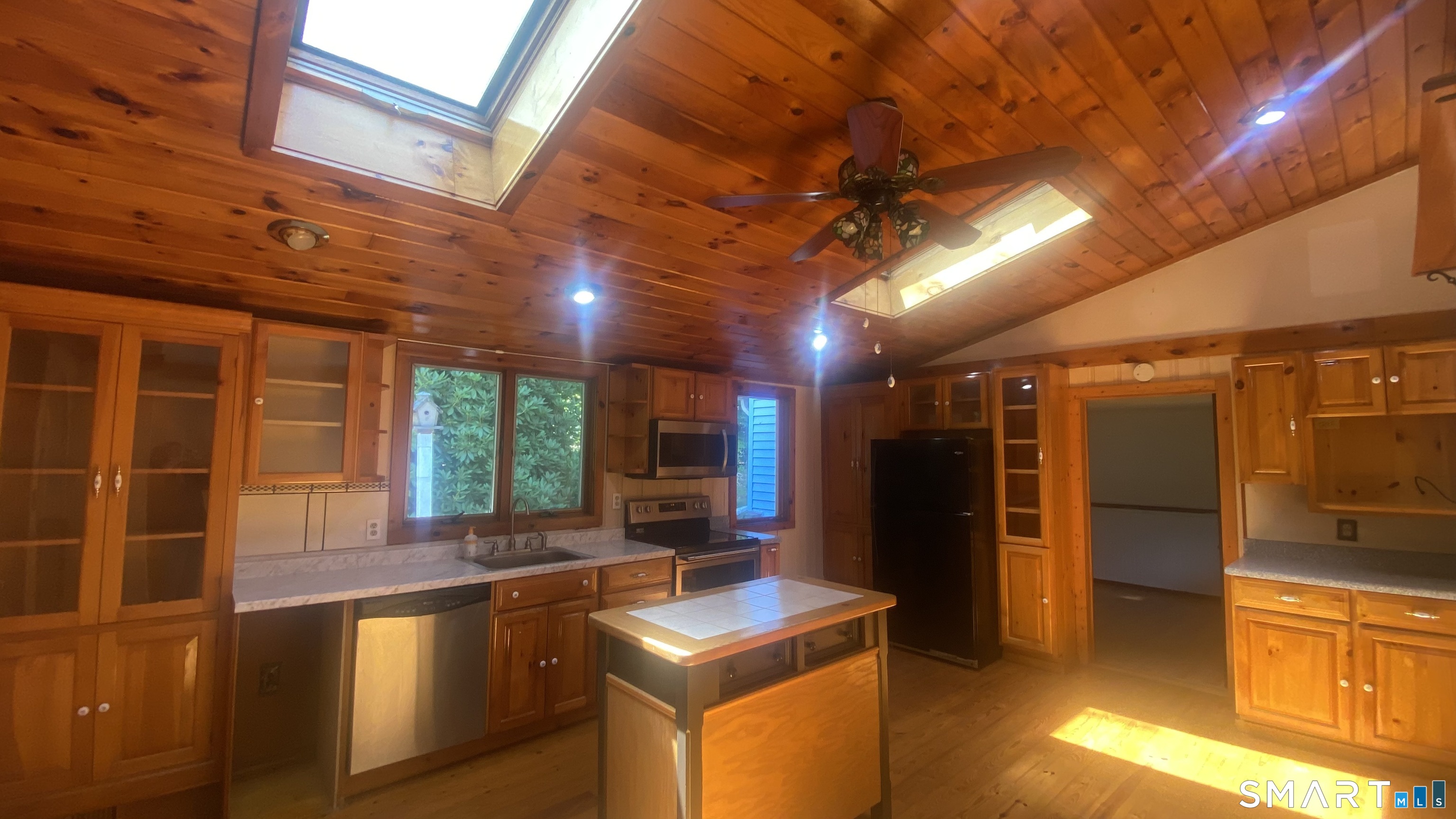 12 Gracey Road Canton CT 06019