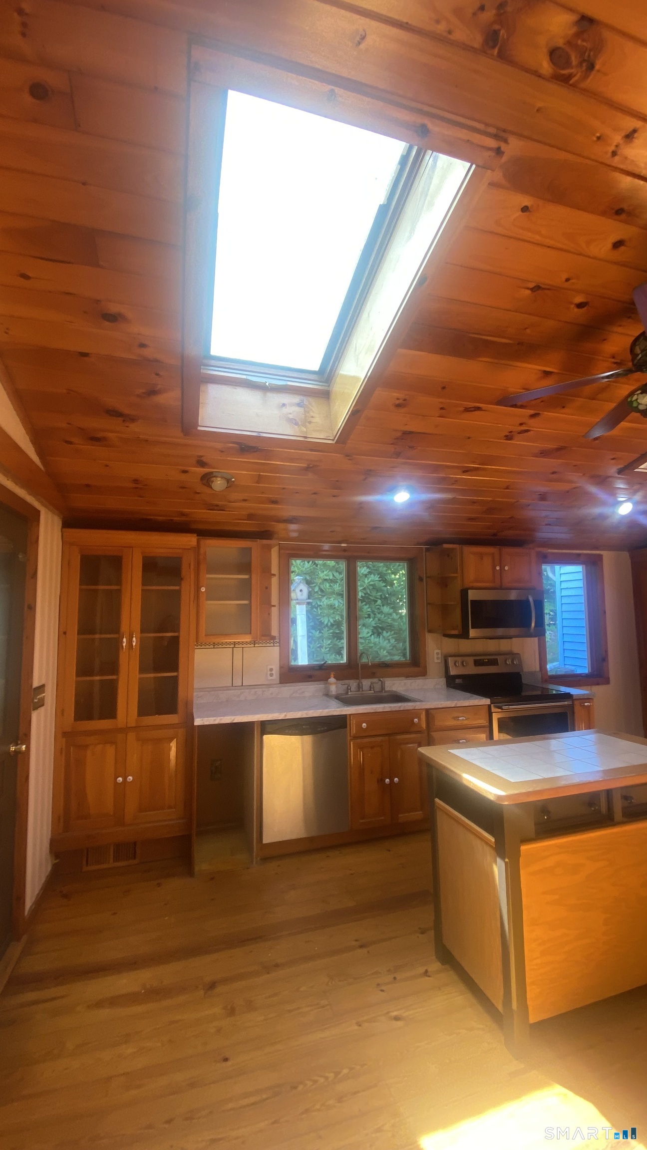 12 Gracey Road Canton CT 06019