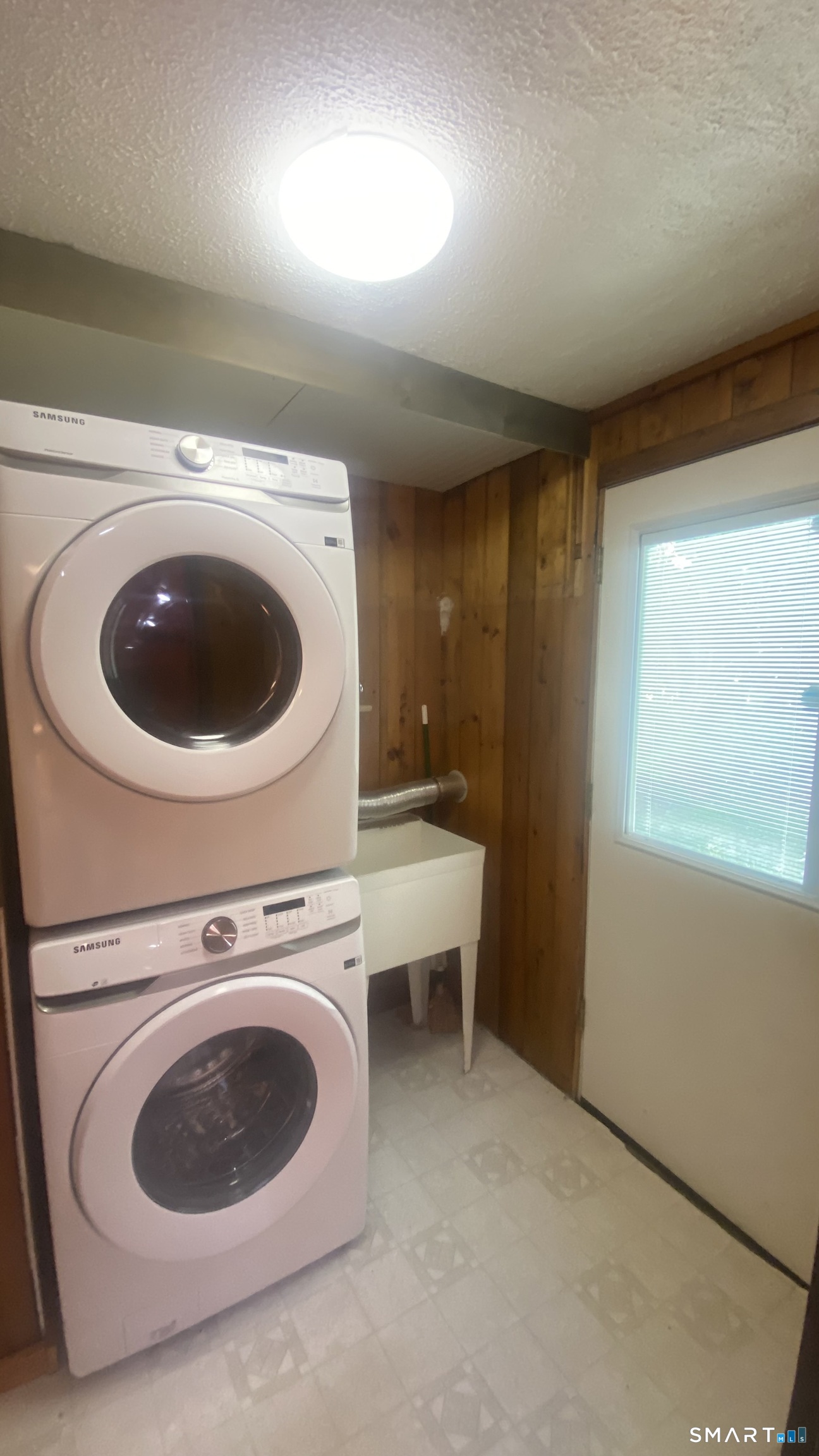 12 Gracey Road Canton CT 06019