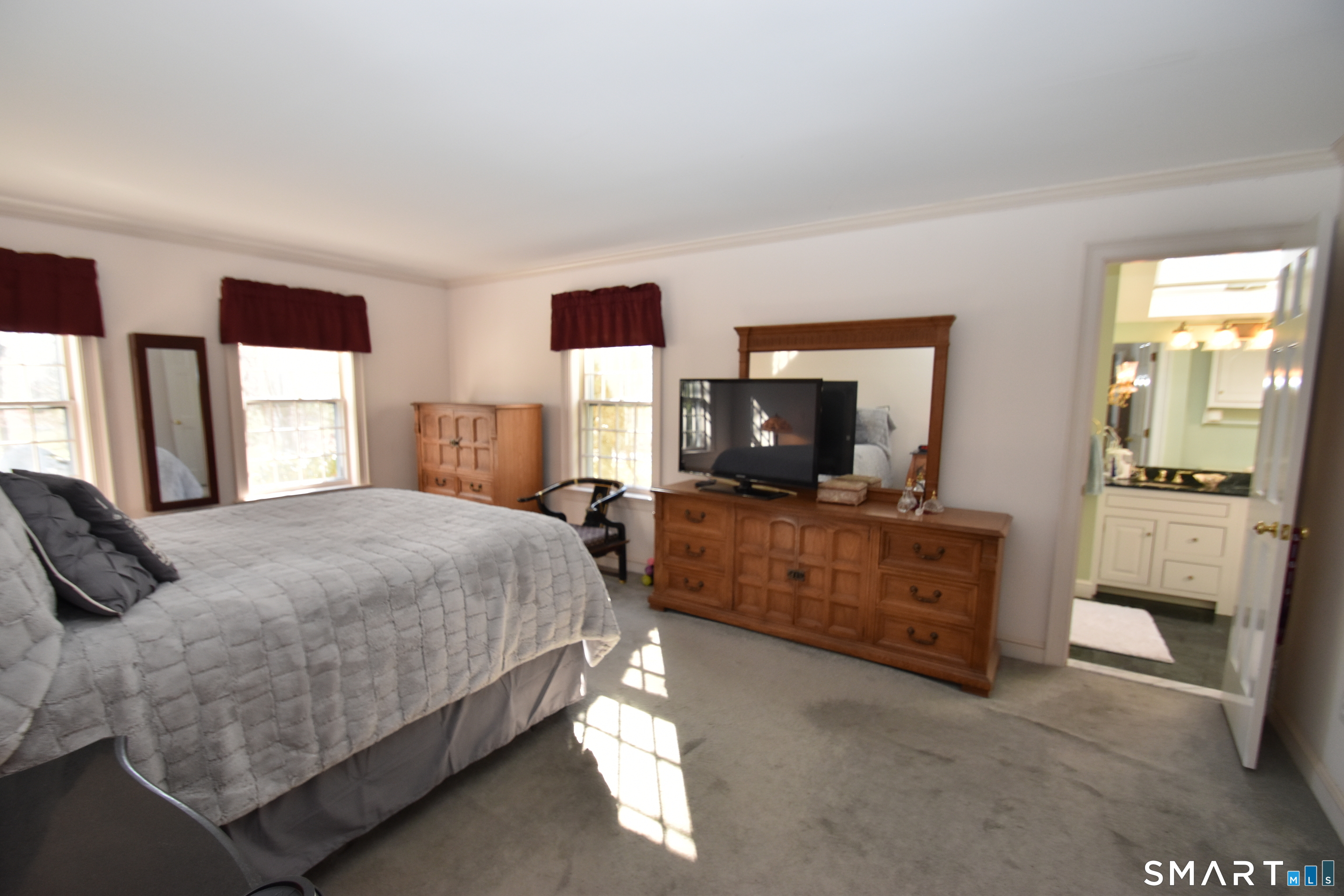 253 Hurlburt Street Glastonbury CT 06033