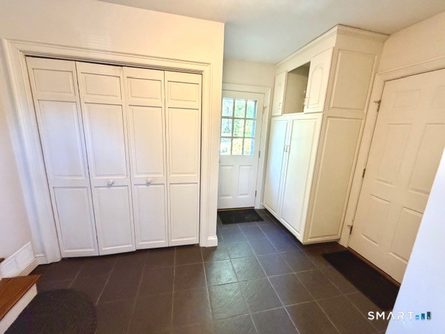 253 Hurlburt Street Glastonbury CT 06033