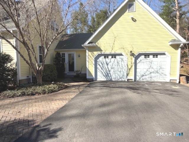 253 Hurlburt Street Glastonbury CT 06033