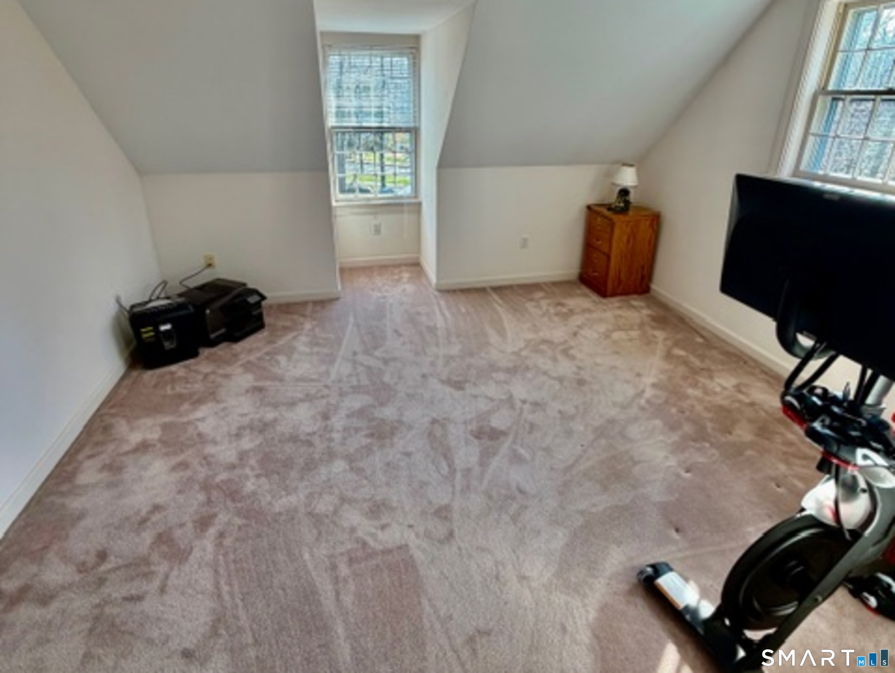 253 Hurlburt Street Glastonbury CT 06033