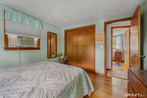 119 Park Ave Extension Montville CT 06382