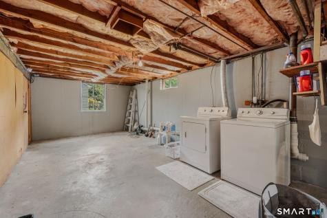 119 Park Ave Extension Montville CT 06382