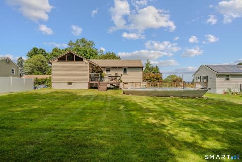 119 Park Ave Extension Montville CT 06382