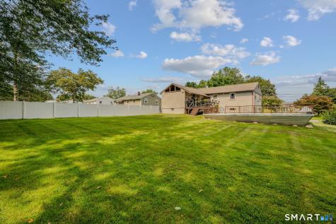 119 Park Ave Extension Montville CT 06382