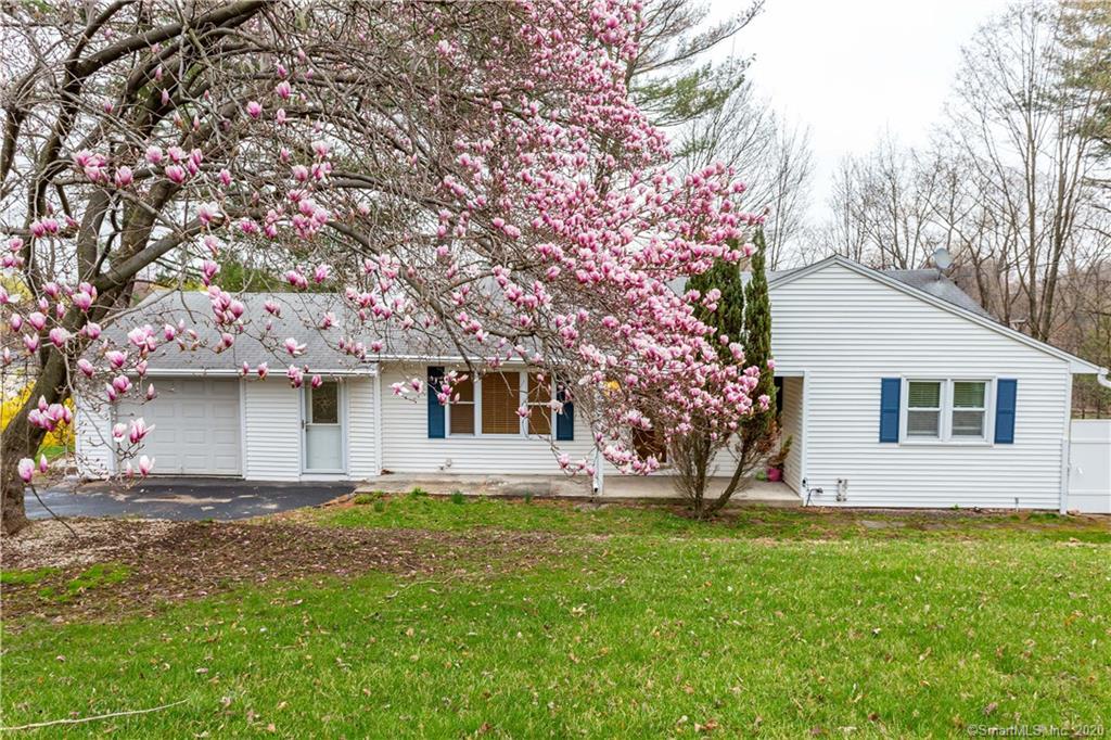 9 Daniel Road Bristol CT 06010