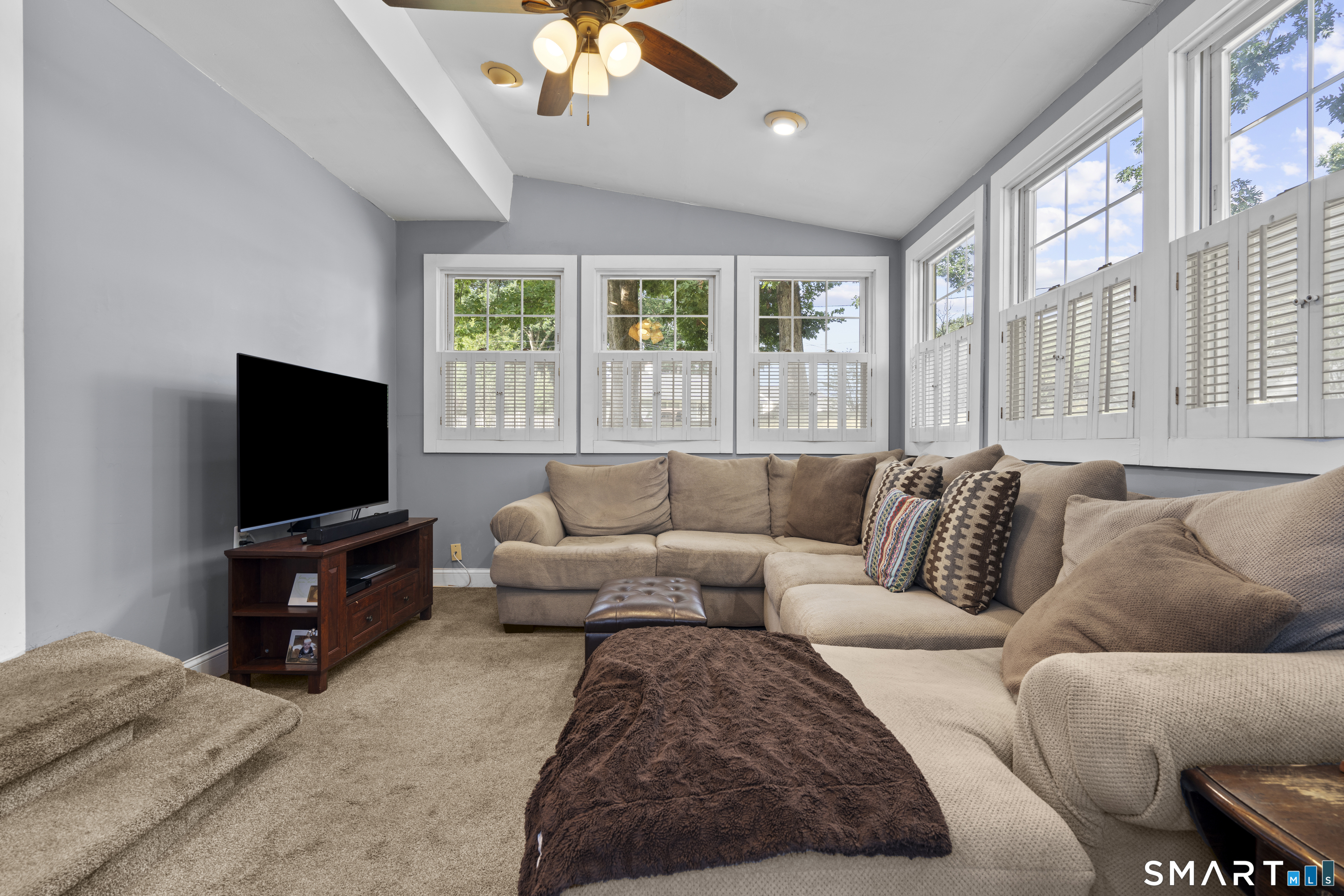 668 Bradley Street East Haven CT 06512