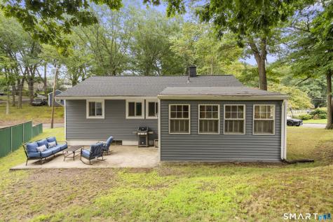 668 Bradley Street East Haven CT 06512
