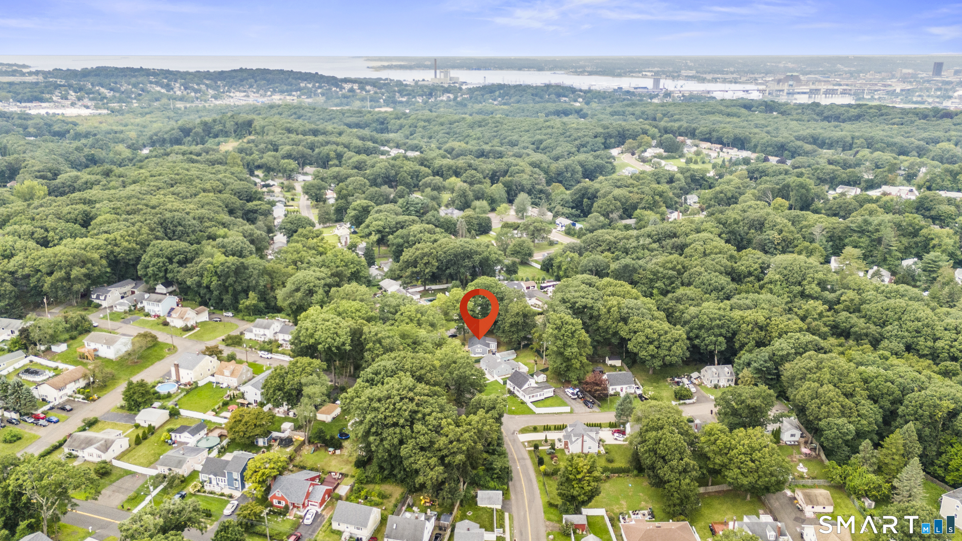 668 Bradley Street East Haven CT 06512