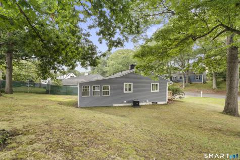 668 Bradley Street East Haven CT 06512