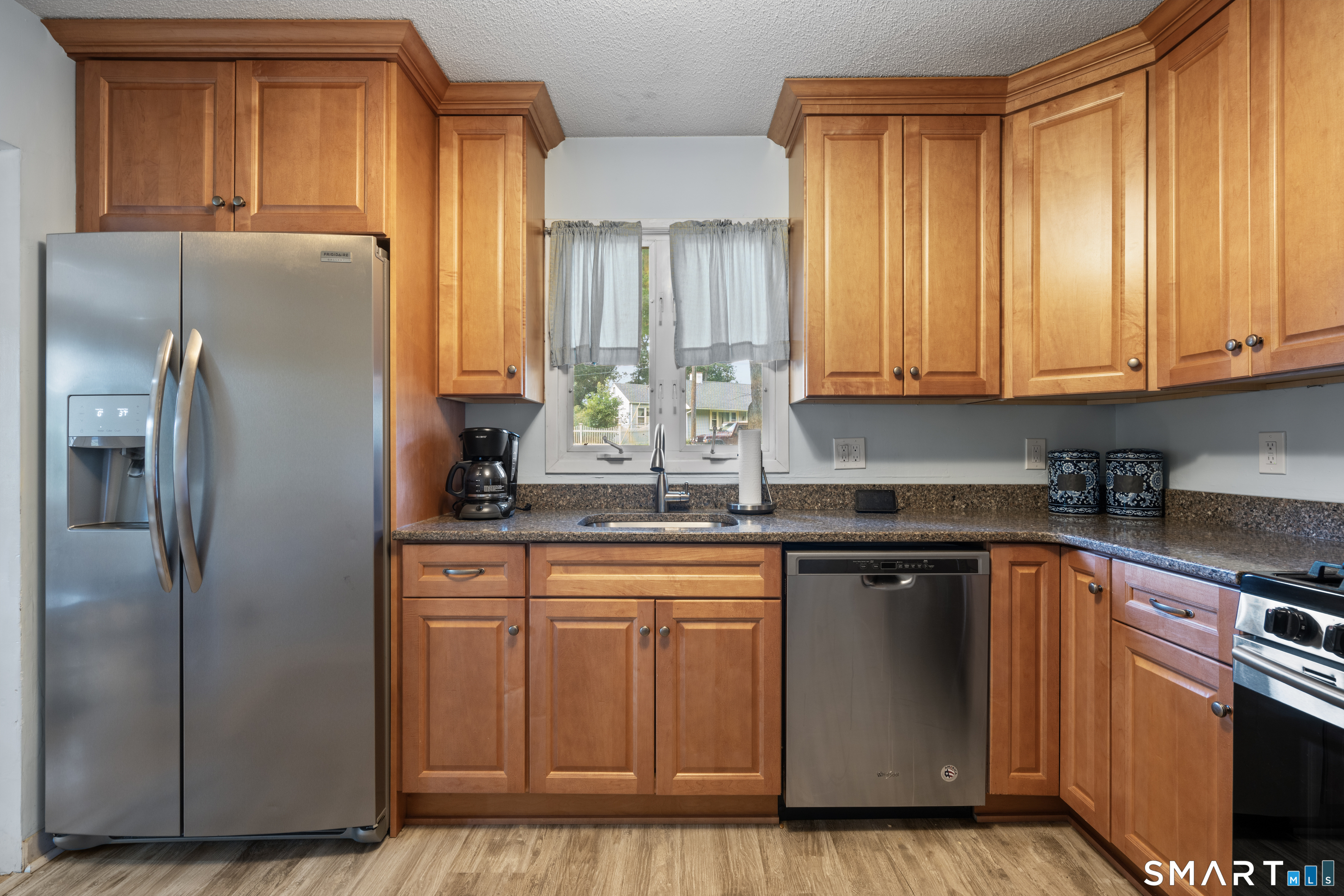 668 Bradley Street East Haven CT 06512
