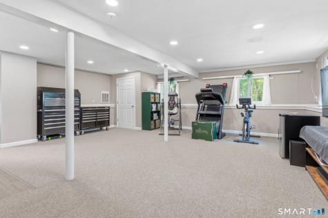 105 Dean Road East Lyme CT 06333