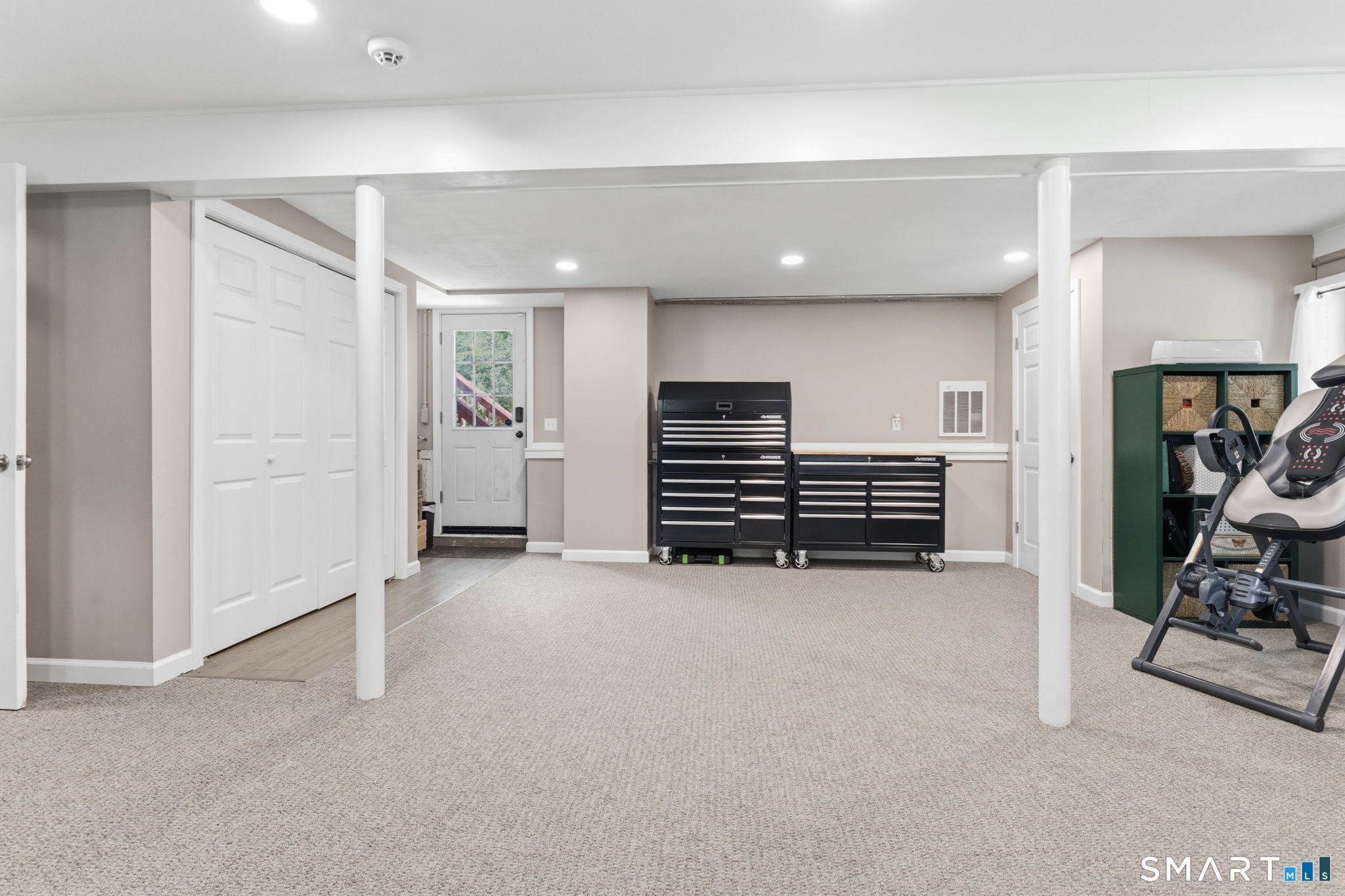 105 Dean Road East Lyme CT 06333