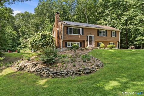 105 Dean Road East Lyme CT 06333