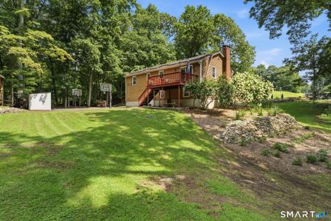 105 Dean Road East Lyme CT 06333