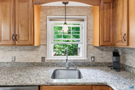 105 Dean Road East Lyme CT 06333