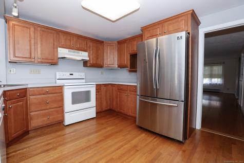 272 Murray Street Meriden CT 06450