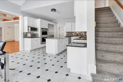 461 Amity Road Woodbridge CT 06525