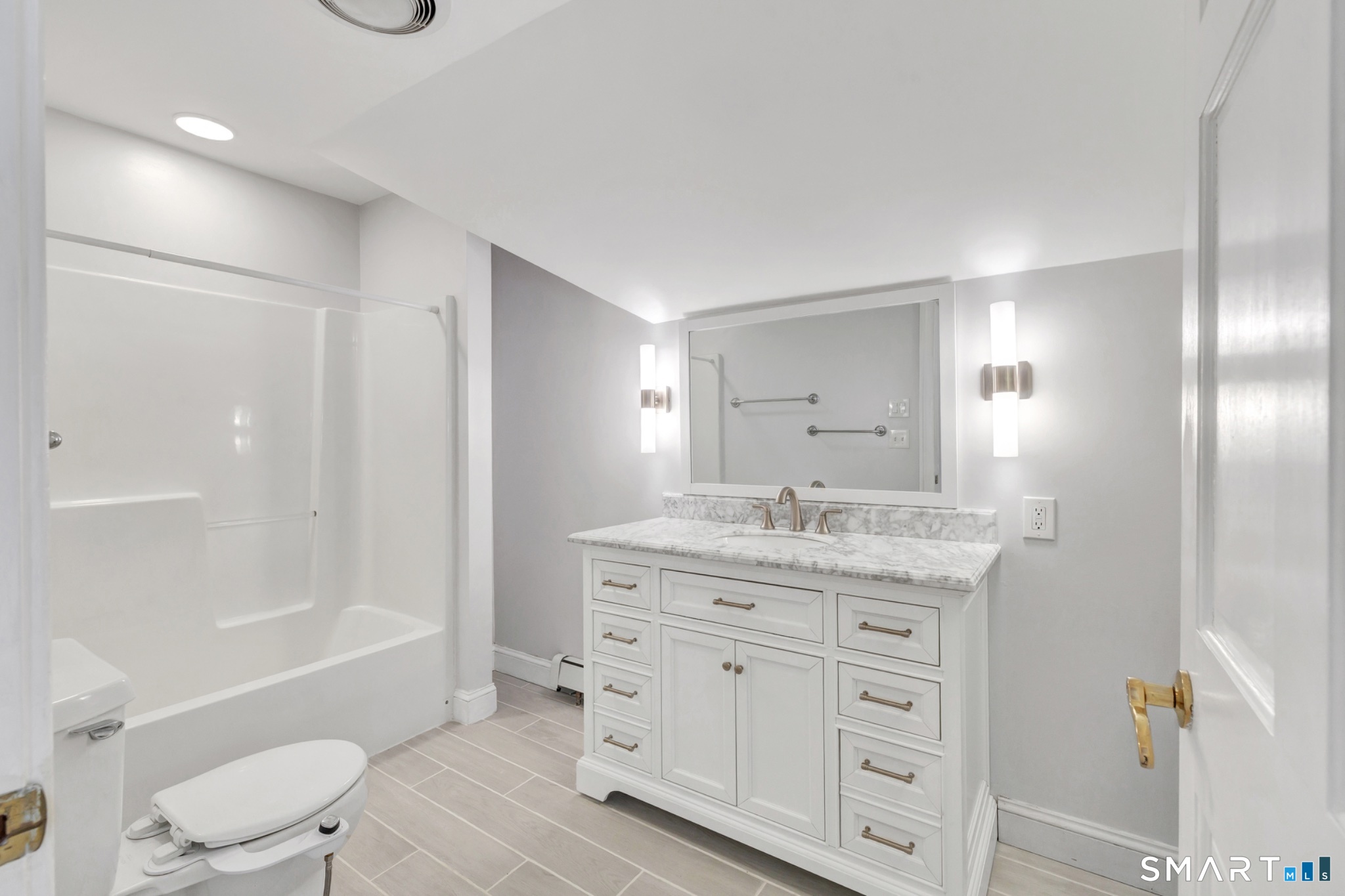 461 Amity Road Woodbridge CT 06525