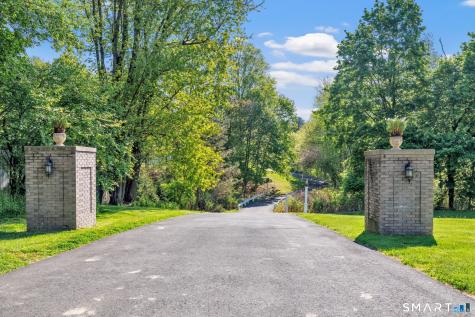 461 Amity Road Woodbridge CT 06525