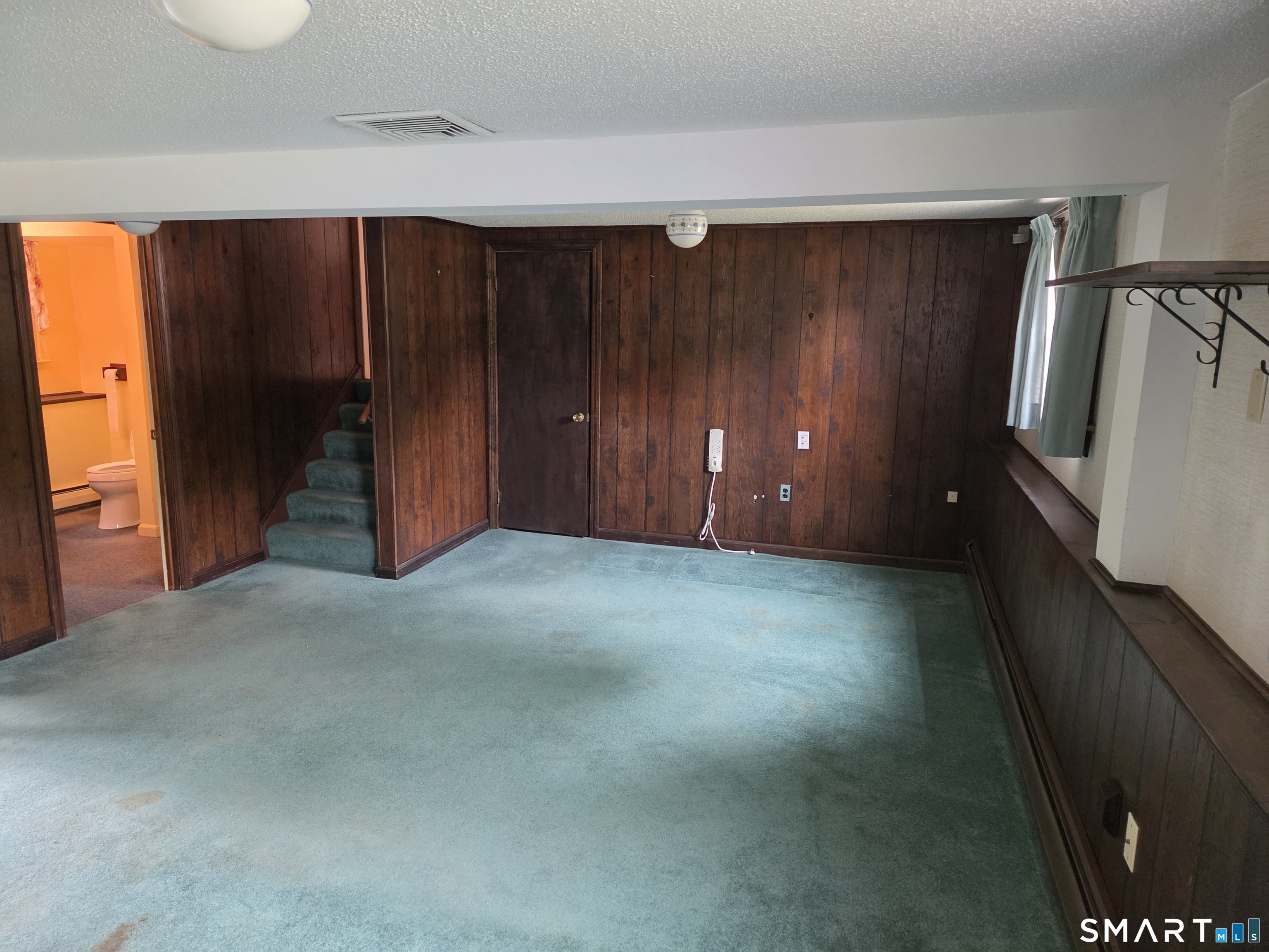 15 Russo Drive Hamden CT 06518