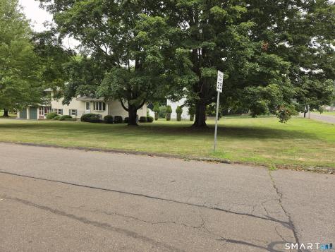 15 Russo Drive Hamden CT 06518