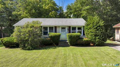 1619 Route 171 Woodstock CT 06281
