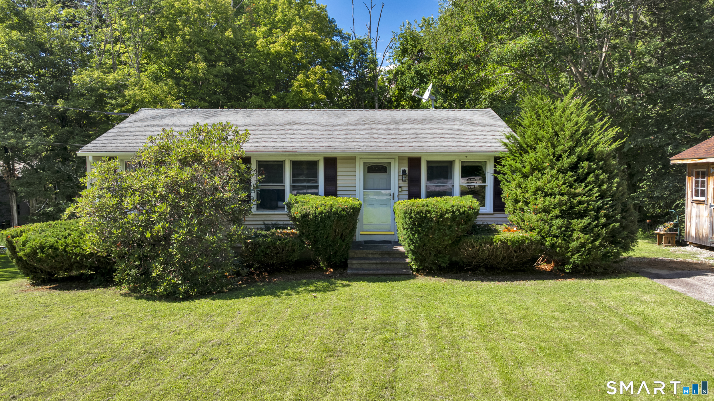 1619 Route 171 Woodstock CT 06281